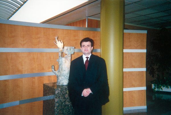 I. Stavropoulos at the hearing of case Athinaiki Zithopoiia (C-294/99) at the European Court of Justice, March 2001